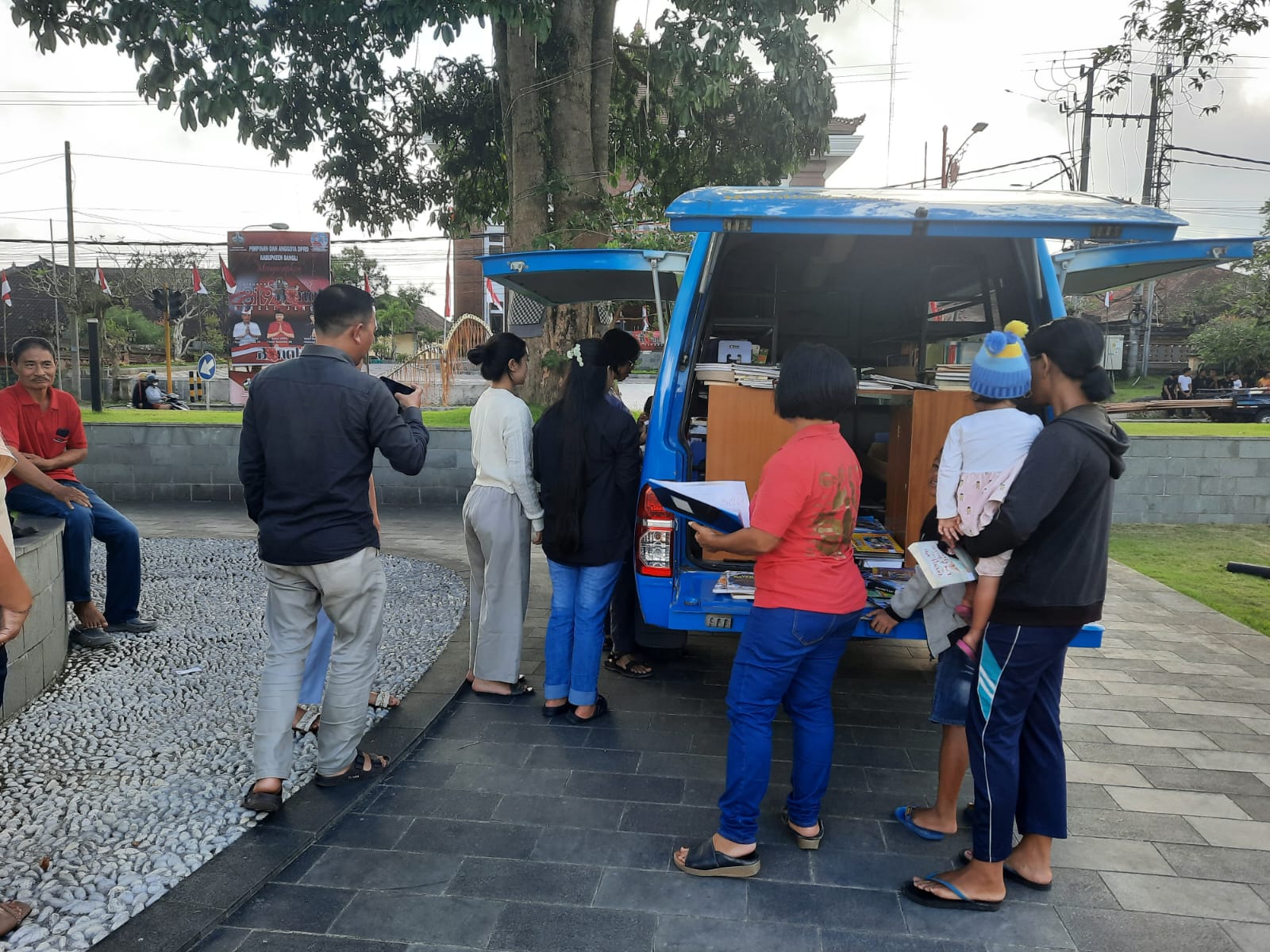 Pojok Baca Alun-alun, 7 Mei 2023