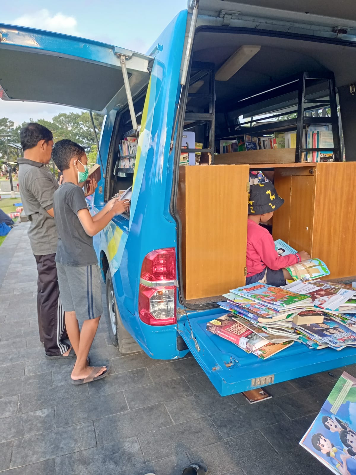 Pojok Baca Alun-alun Kota Bangli, 23 April 2023