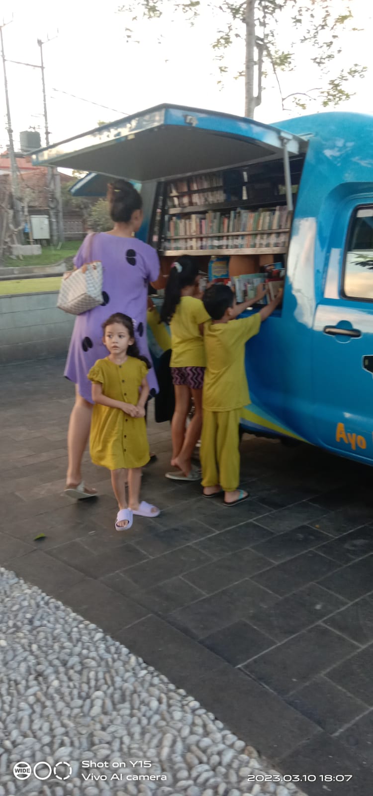 Pojok Baca di Alun-alun Kota Bangli