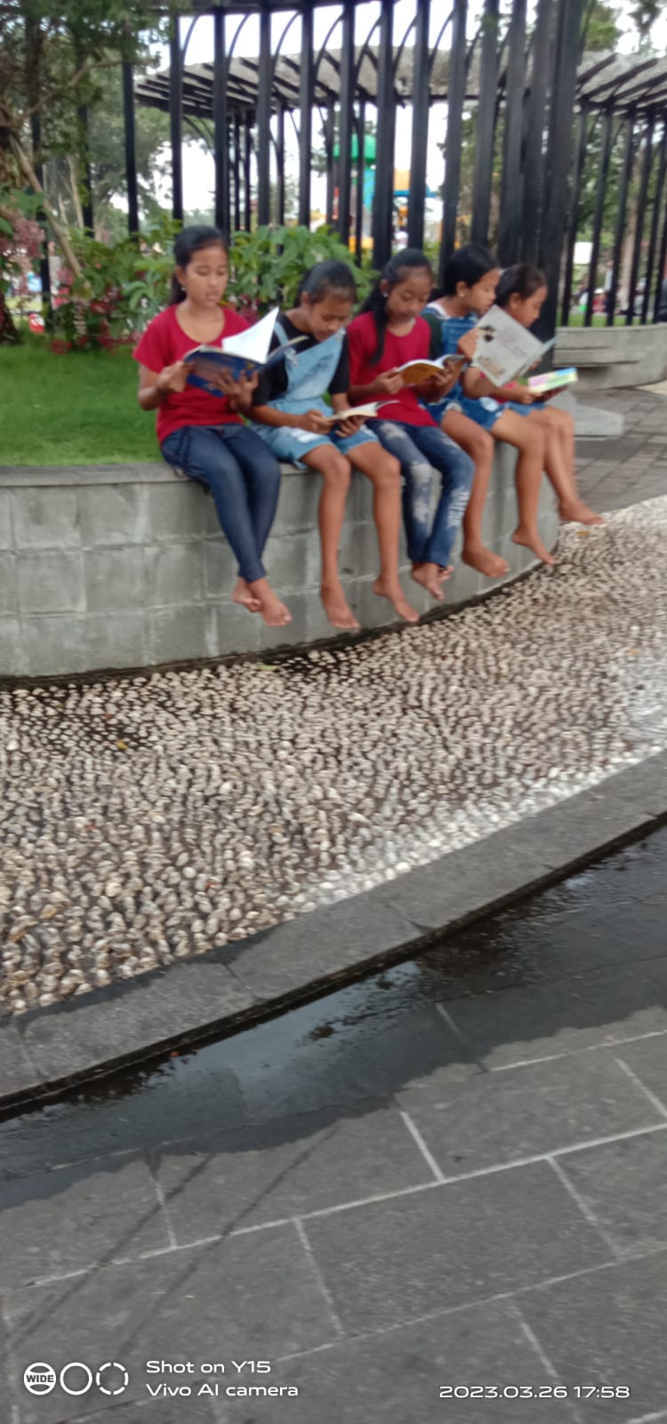 Pojok Baca di Alun-Alun Kota Bangli