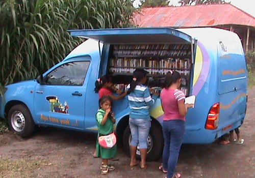 Membangun Minat Baca Anak yang Tak Gemar Membaca