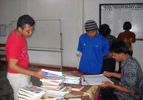 Foto Perpustakaan Keliling Di LP Bangli