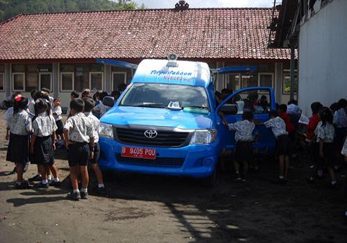 Perpustakaan Keliling Di SDN 5 Songan